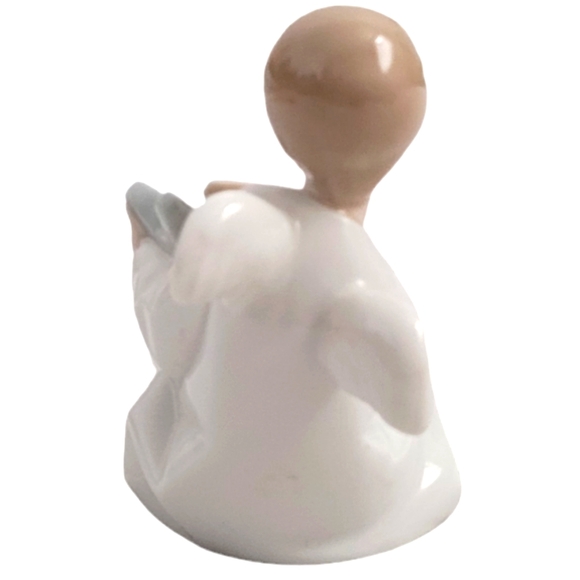 Vintage Lladro Nao figurine - Picture 12 of 16